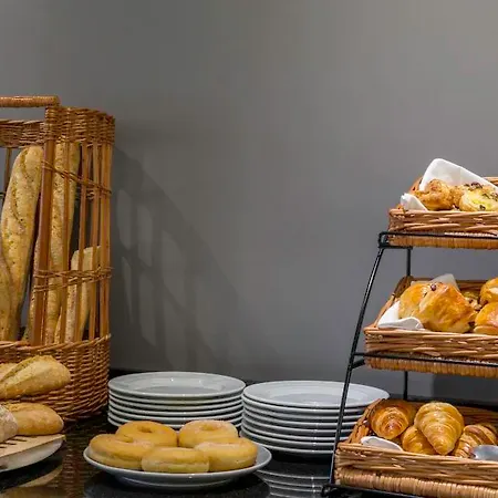 Design Paris Saint Quentin Hotell Montigny-le-Bretonneux