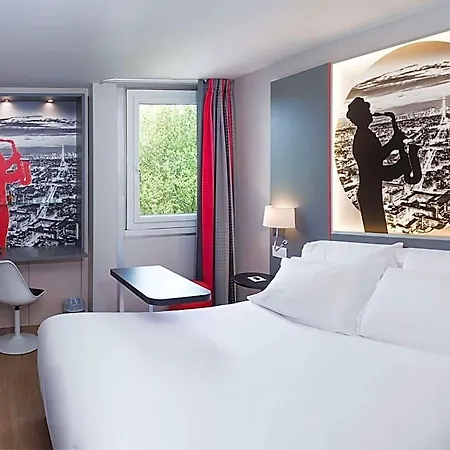 Design Paris Saint Quentin 3* Montigny-le-Bretonneux